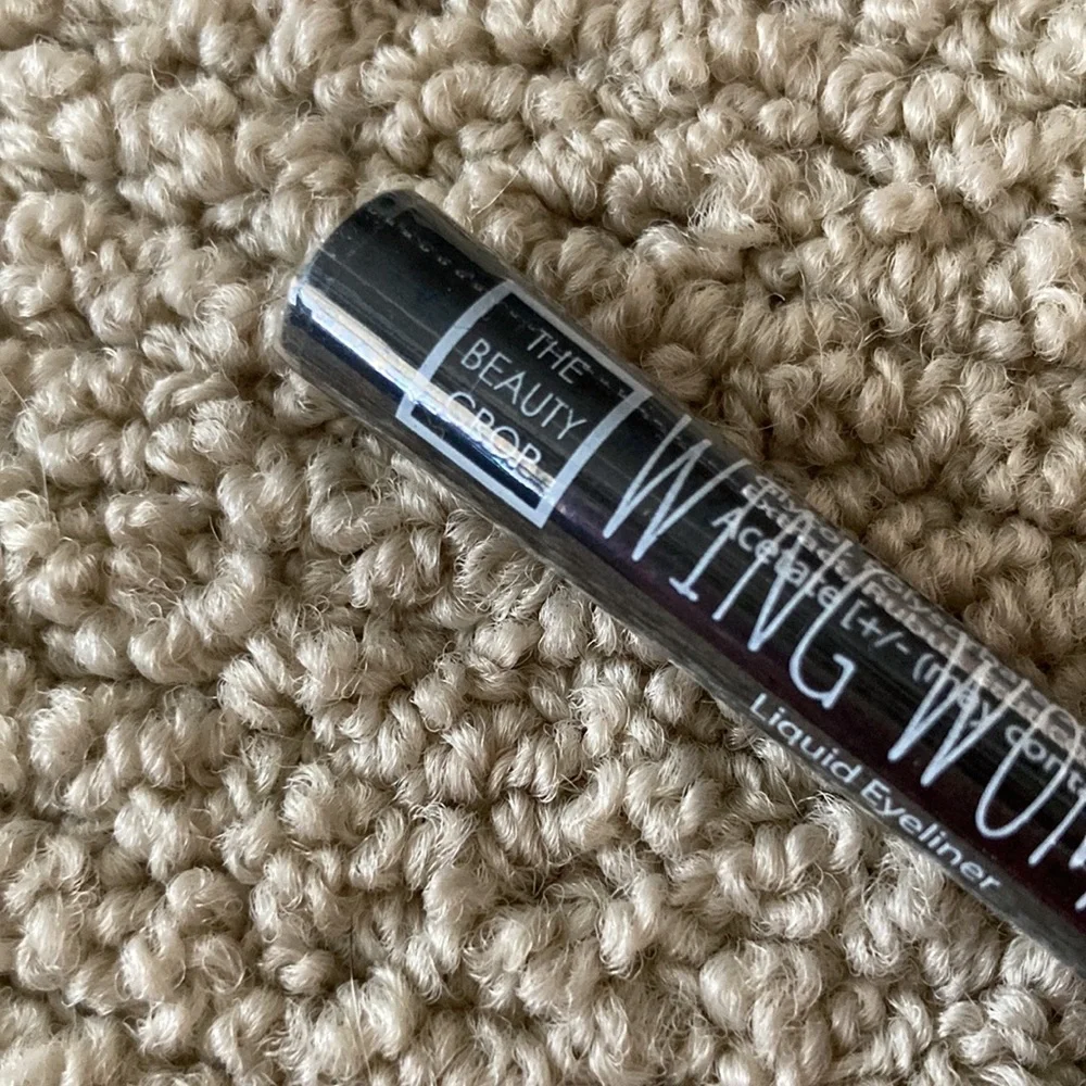 NEW The Beauty Crop Wing Woman Liquid Eyeliner Black Eye Makeup Full Size SEALED